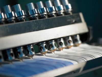 上海唯一的中國(guó)制筆工業(yè)基地通過(guò)復(fù)評(píng),晨光樹(shù)立筆業(yè)標(biāo)桿