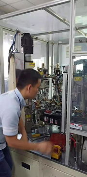 來灣際,弄個高大上的設備客廳